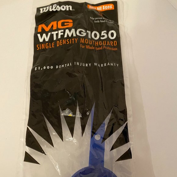 (10 ) Wilson Single Density Mouthguard Adult Blue MG WTFMG1050 - Picture 2 of 4